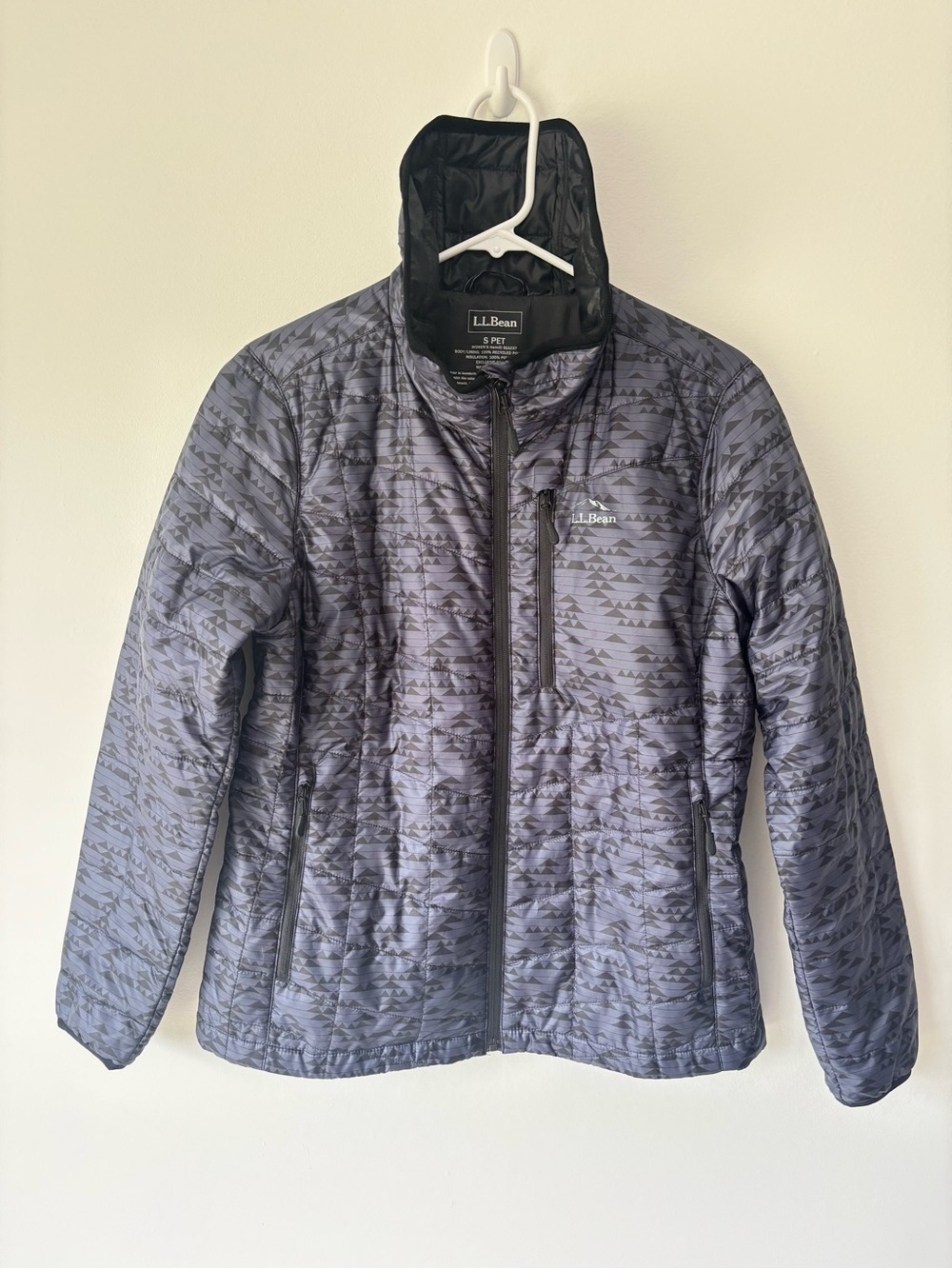 L.L. Bean Black Blue Geometric PrimaLoft Packaway Lightweight Puffer Jacket